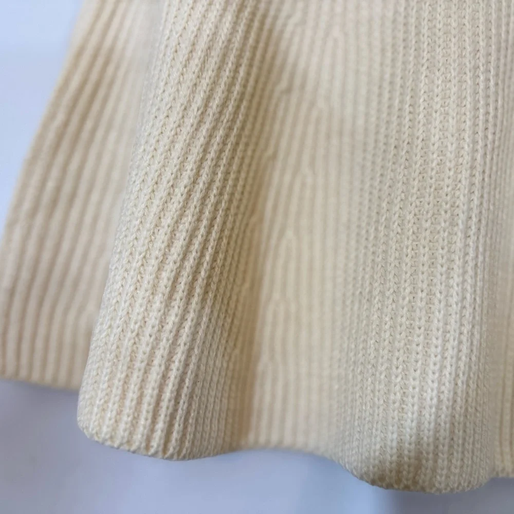Zara Chunky Knit Wool Blend Flutter Mini Pull-On Skirt-Cream | Size M
